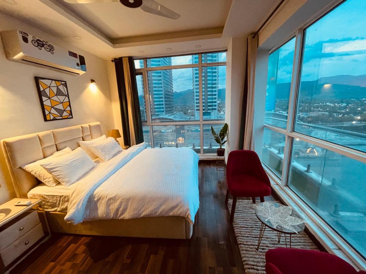 High Rise Presidential Suite In Elysium Opp Centaurus 伊斯兰堡 外观 照片