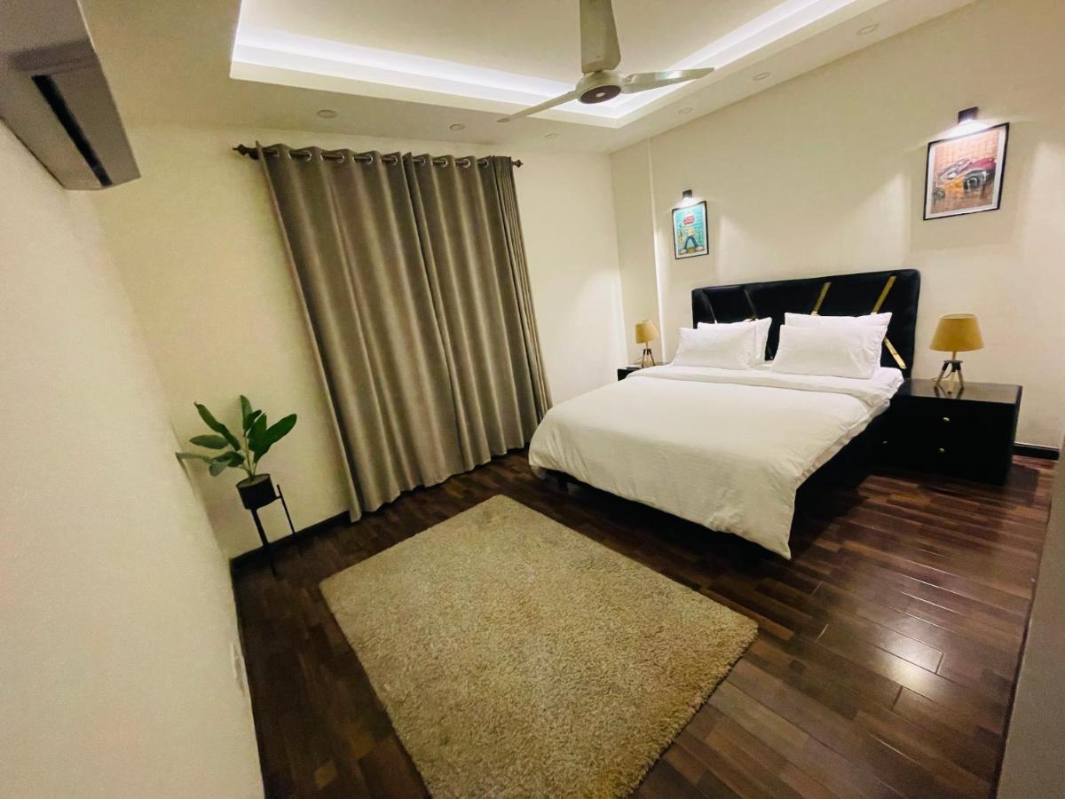 High Rise Presidential Suite In Elysium Opp Centaurus 伊斯兰堡 外观 照片